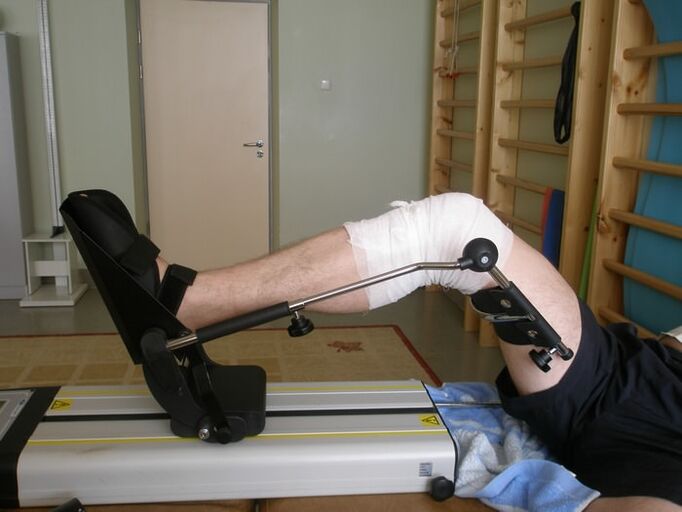Rehabilitación después del dolor de rodilla